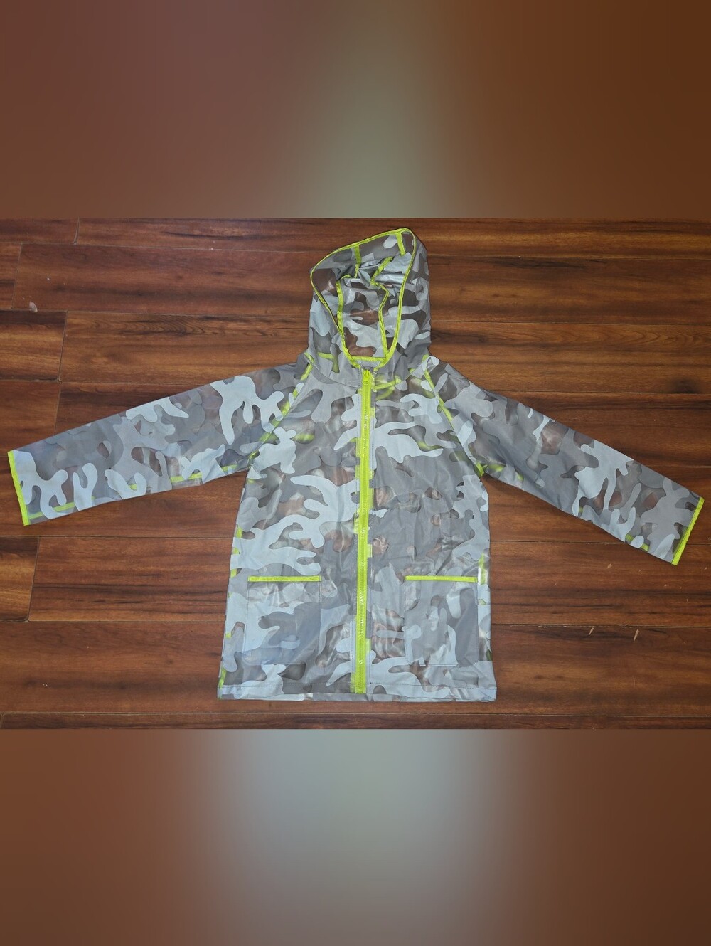 Western Chief Gray Camo Hooded Rain Jacket with Neon Yellow Trim Size 6